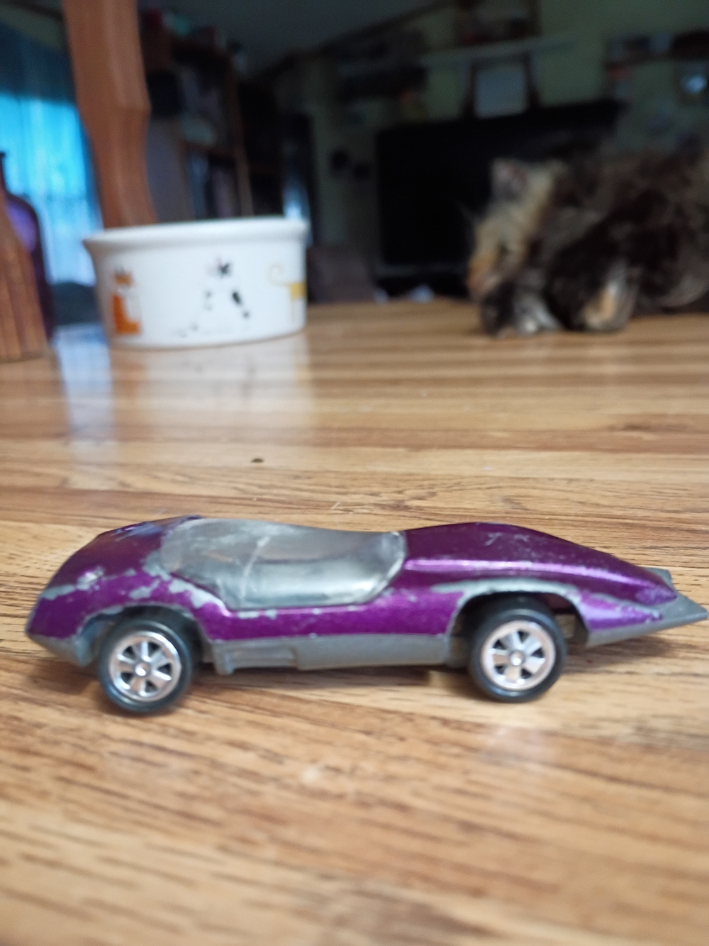 Vintage 1970s Johnny Lighning